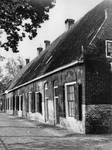 847843 Gezicht op de voorgevels van de voormalige diaconiewoningen (Lindengracht 5-19) te Vreeland (gemeente Loenen aan ...